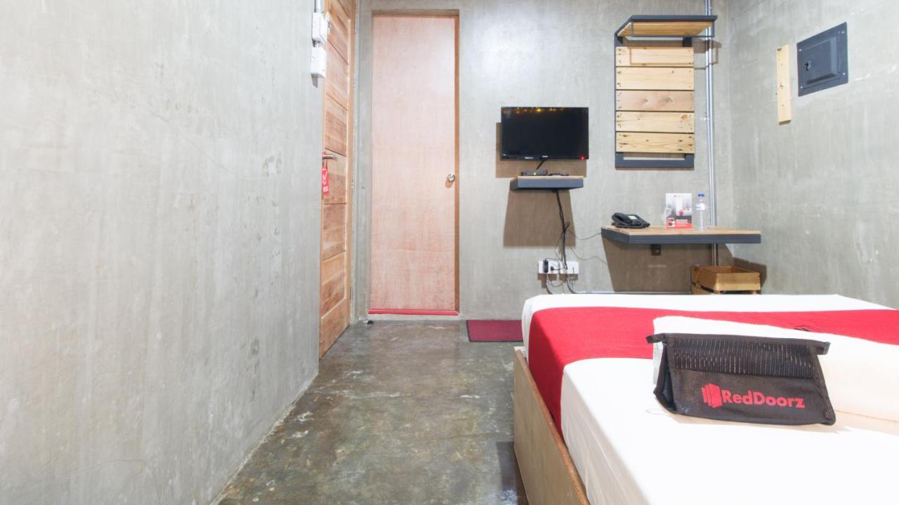 Reddoorz Plus @ Taft North Mandurriao Iloilo City Luaran gambar